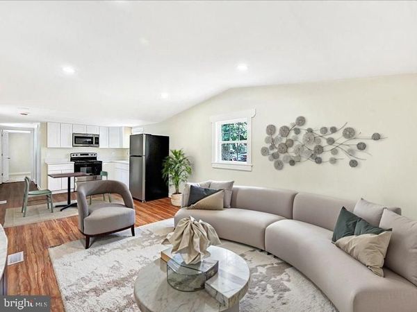 215 FRYSVILLE ROAD, HELLAM, PA 17406