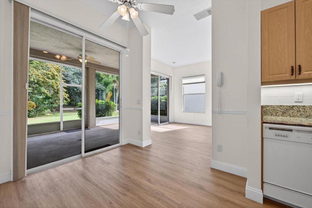 568 SW New Castle Cove, Port Saint Lucie, FL 34986 Photo