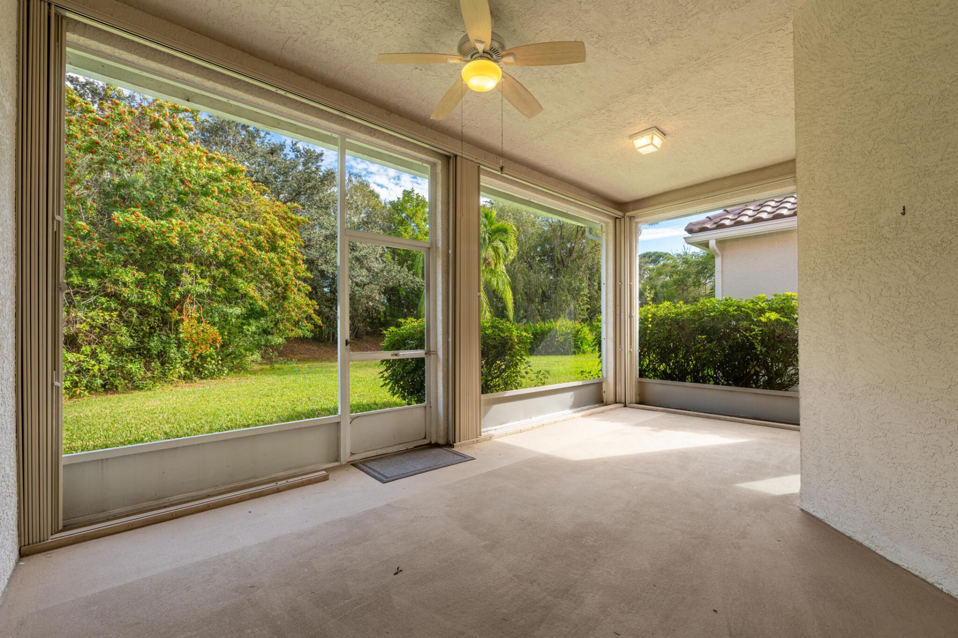 568 SW New Castle Cove, Port Saint Lucie, FL 34986 Photo