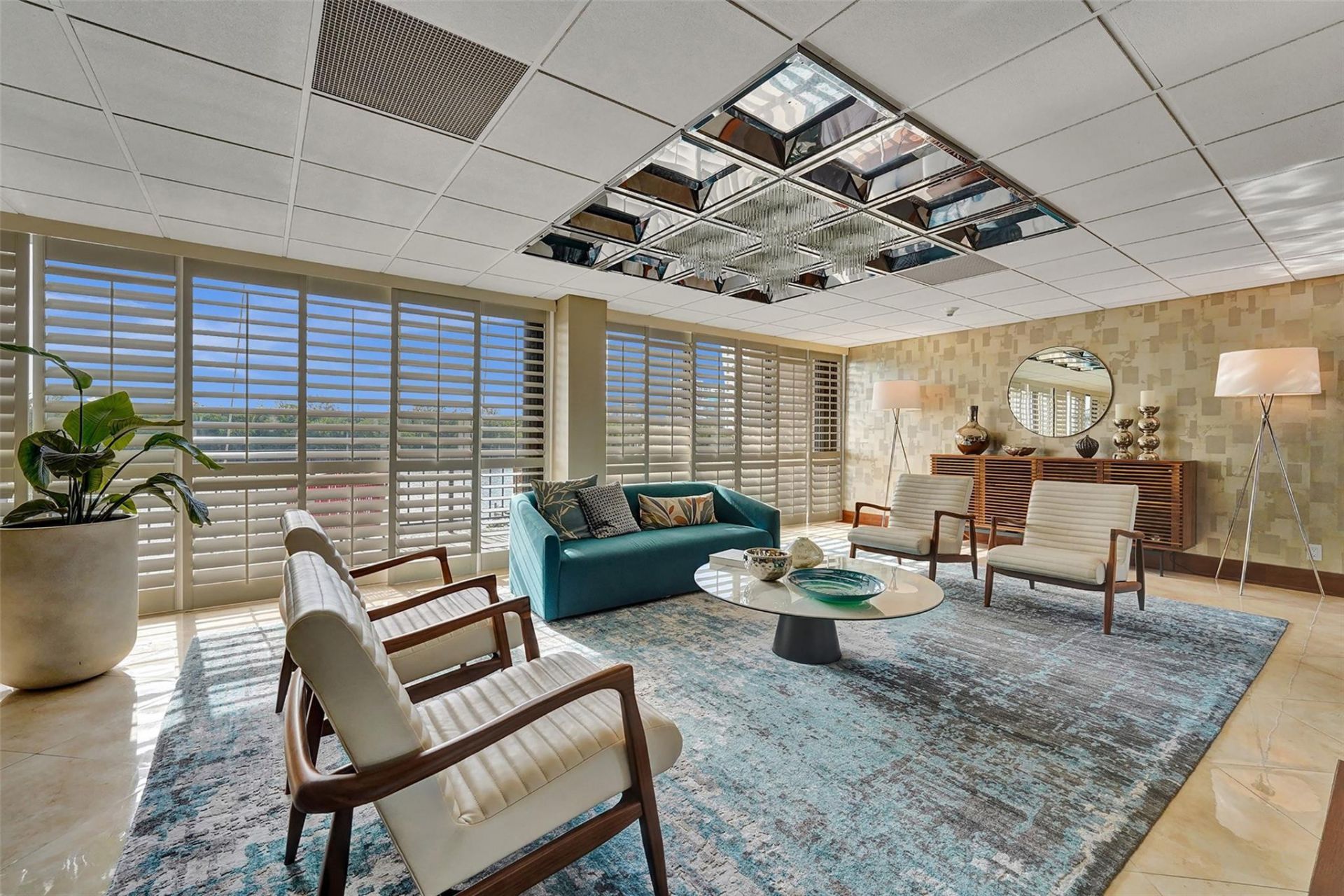 936 Intracoastal D, Unit 10E, Fort Lauderdale, FL 33304 Photo