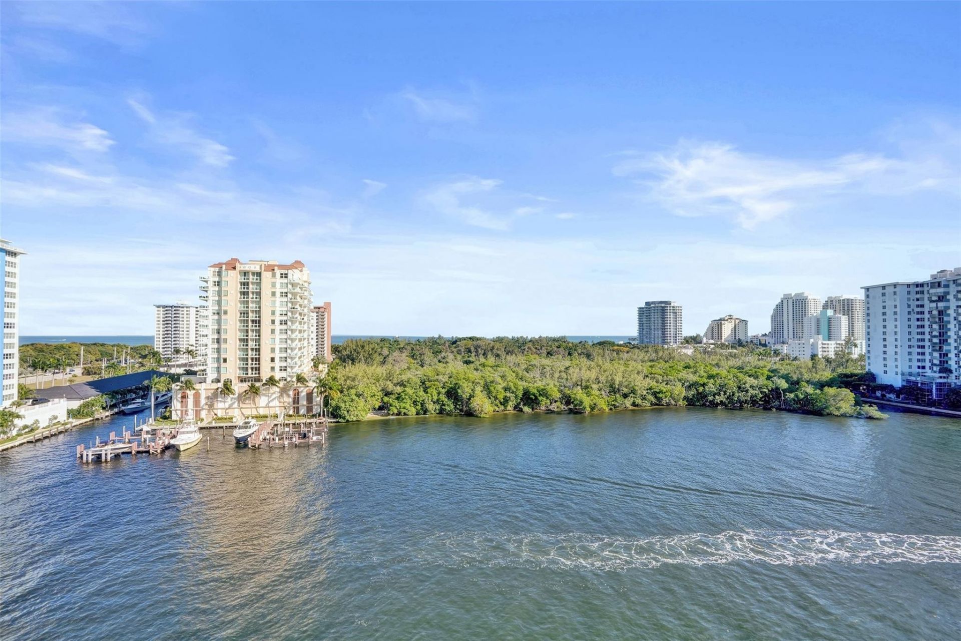 936 Intracoastal D, Unit 10E, Fort Lauderdale, FL 33304 Photo