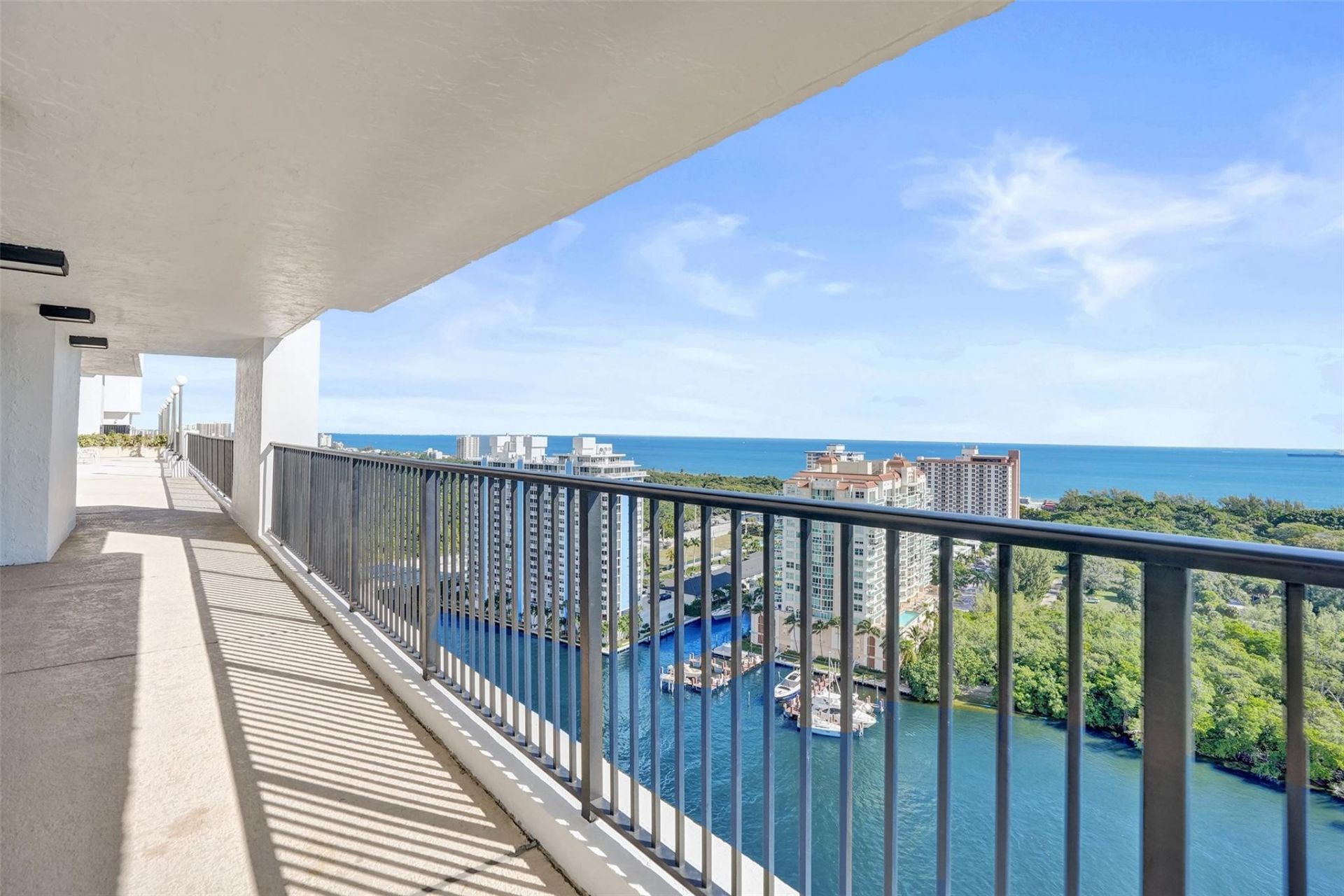 936 Intracoastal D, Unit 10E, Fort Lauderdale, FL 33304 Photo