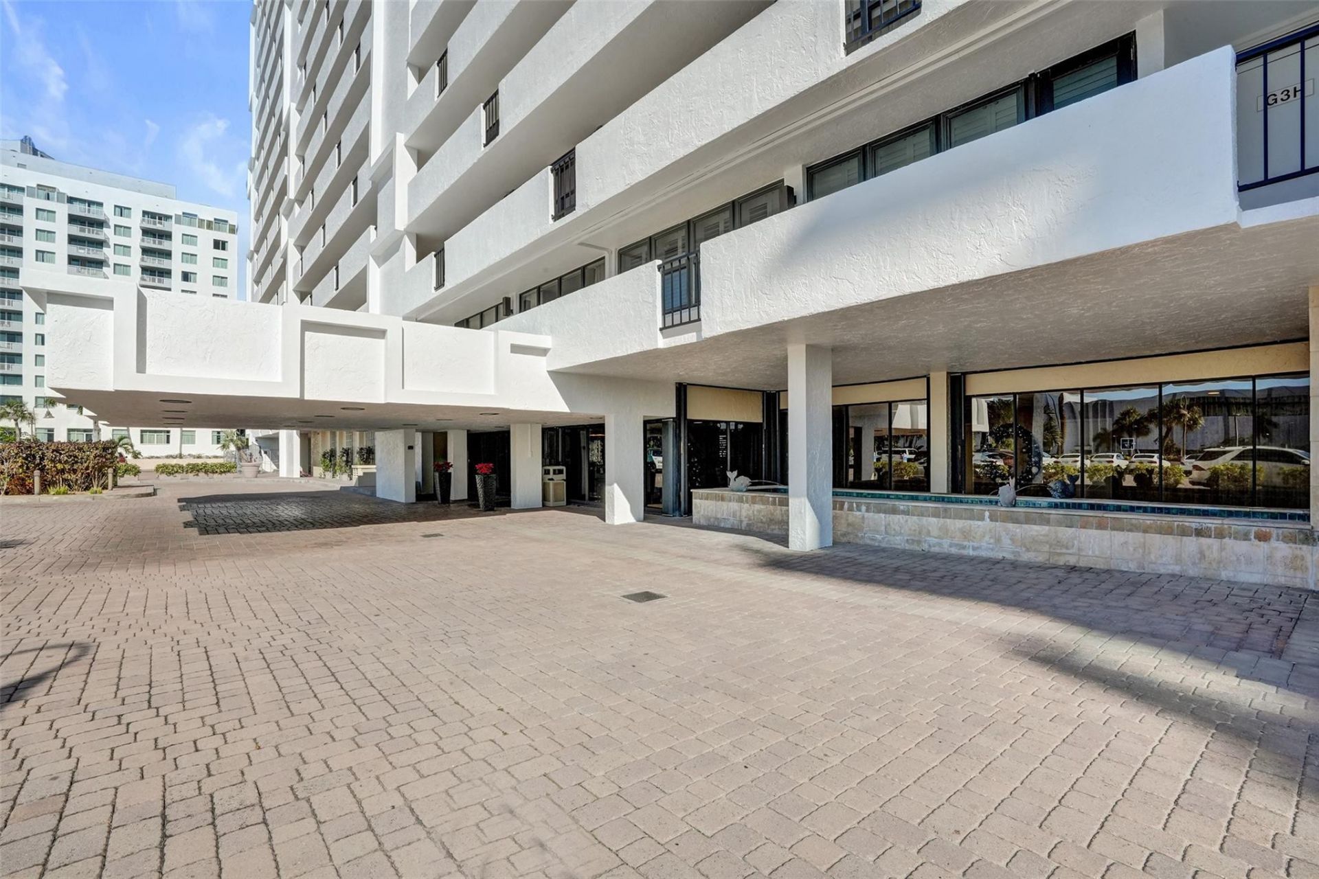 936 Intracoastal D, Unit 10E, Fort Lauderdale, FL 33304 Photo