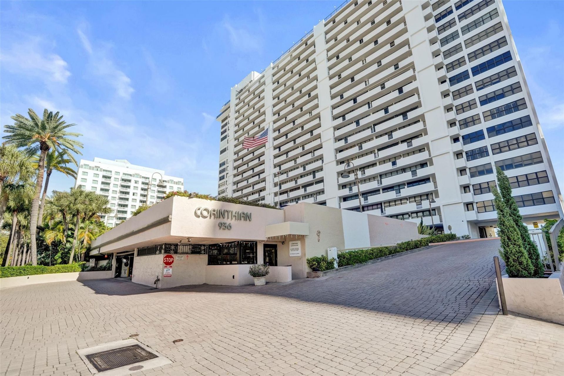 936 Intracoastal D, Unit 10E, Fort Lauderdale, FL 33304 Photo