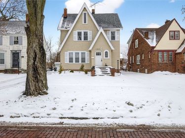 4004 E 154th Street, Cleveland, OH 44128