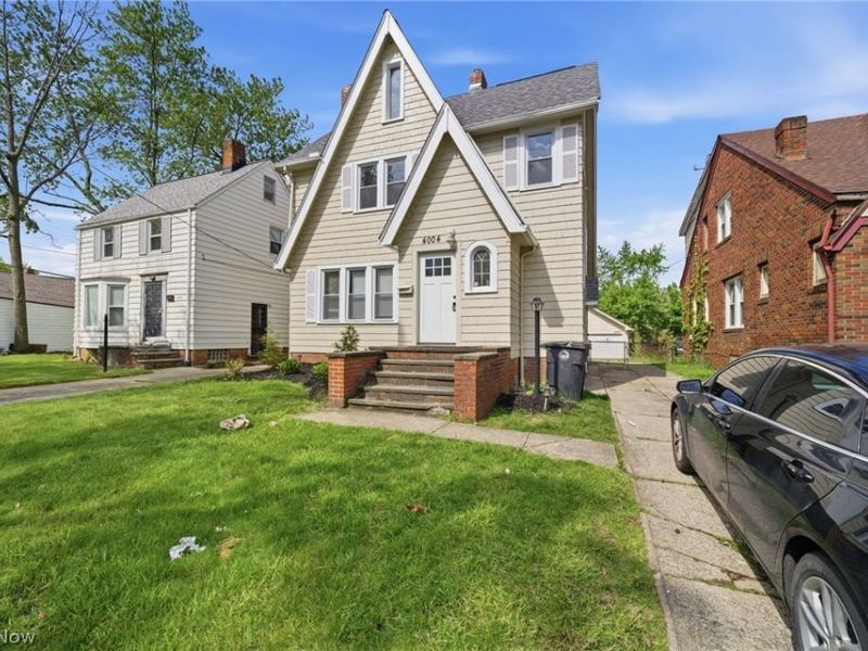 4004 E 154th Street, Cleveland, OH 44128 Photo 2