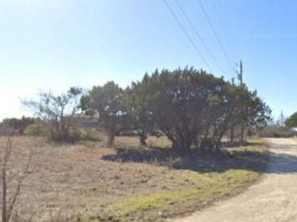 8740 Parkview Court, Cleburne, TX 76033