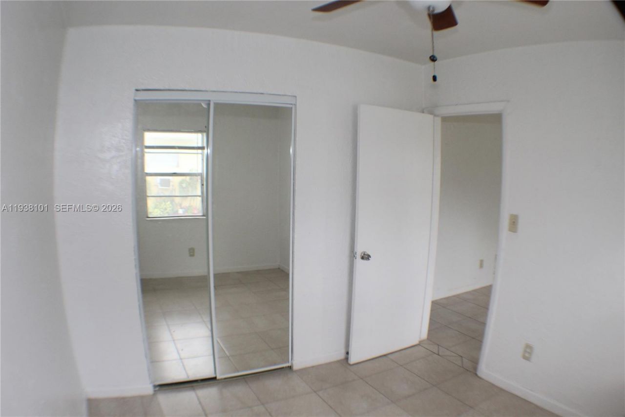 917 NW 5th St, Unit 4, Fort Lauderdale, FL 33311 Photo