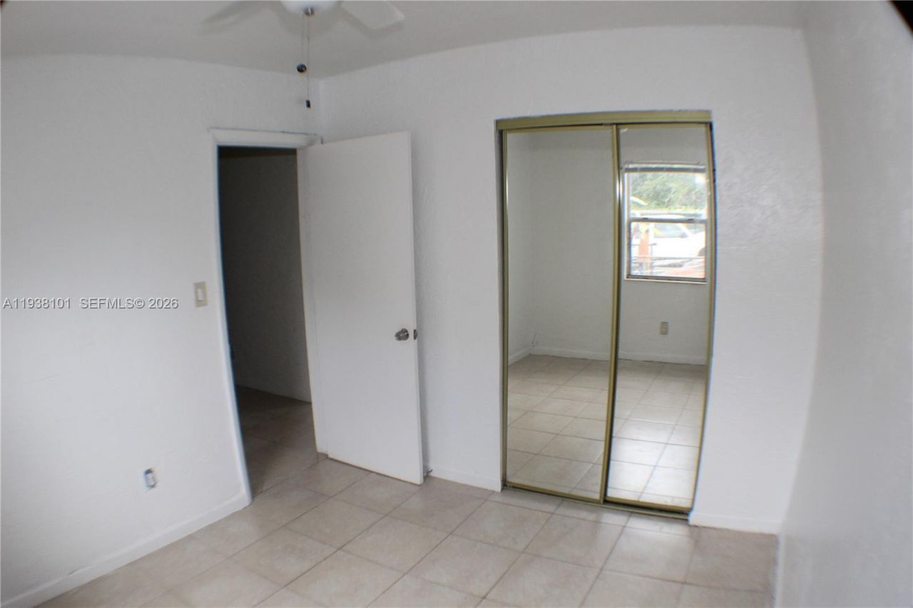 917 NW 5th St, Unit 4, Fort Lauderdale, FL 33311 Photo