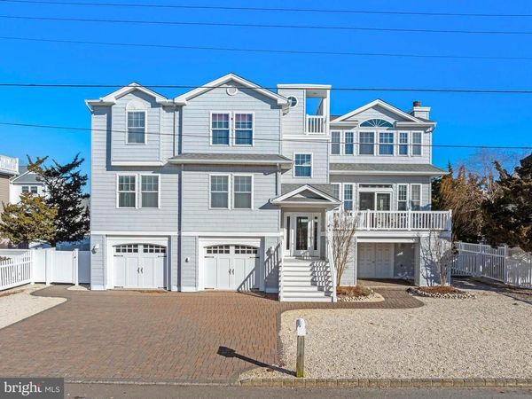 9 W SUMNER AVENUE, LONG BEACH TOWNSHIP, NJ 08008