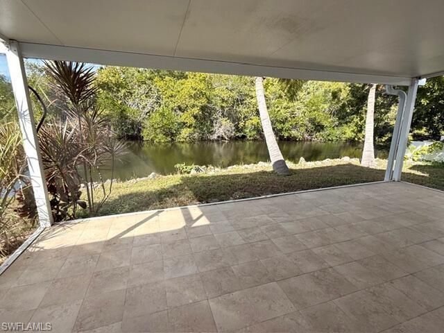 585 14th St N, Naples, FL 34102 Photo