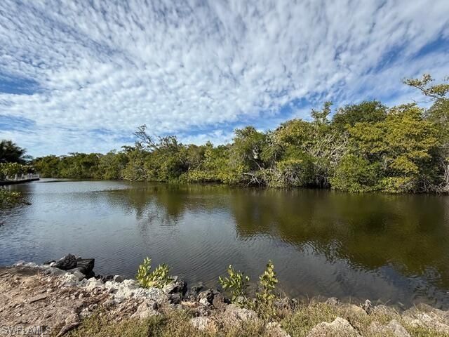 585 14th St N, Naples, FL 34102 Photo