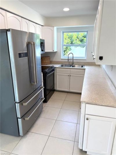 585 14th St N, Naples, FL 34102 Photo