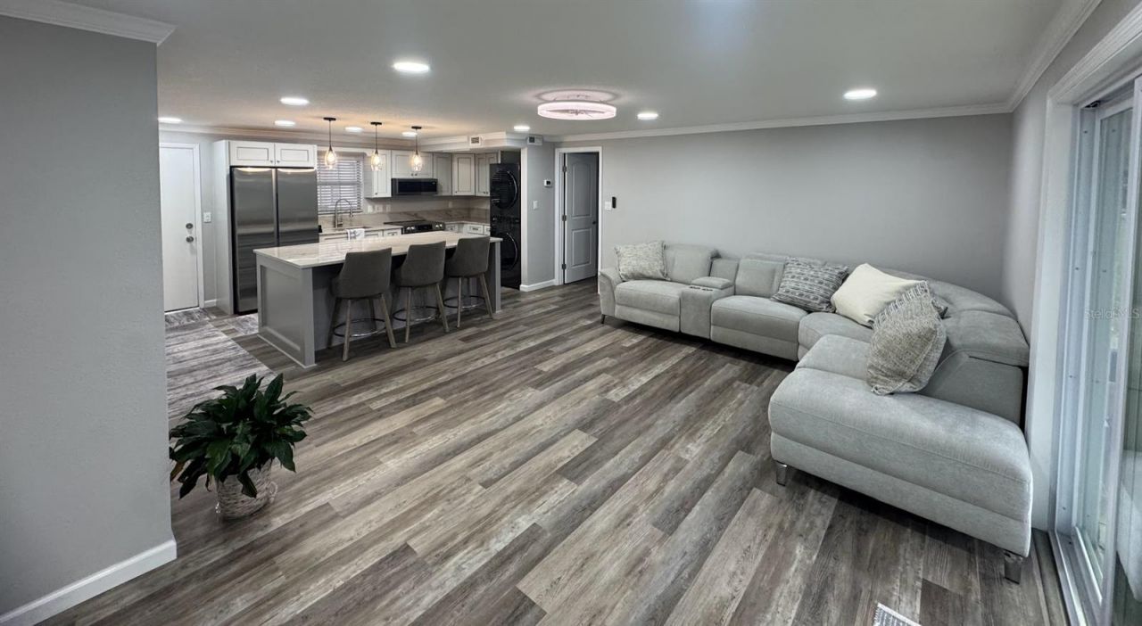 2727 75th Street W, Unit 9A7, Bradenton, FL 34209 Photo