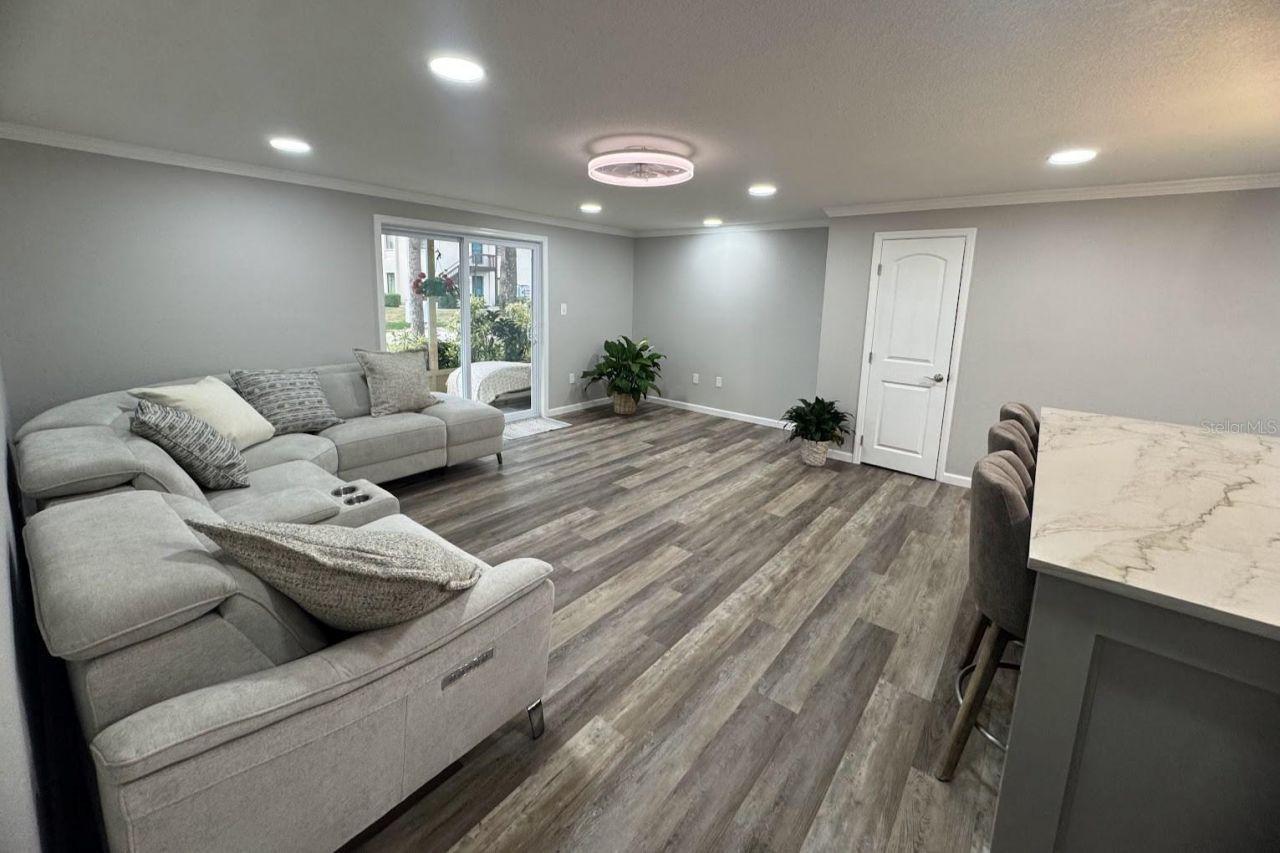 2727 75th Street W, Unit 9A7, Bradenton, FL 34209 Photo