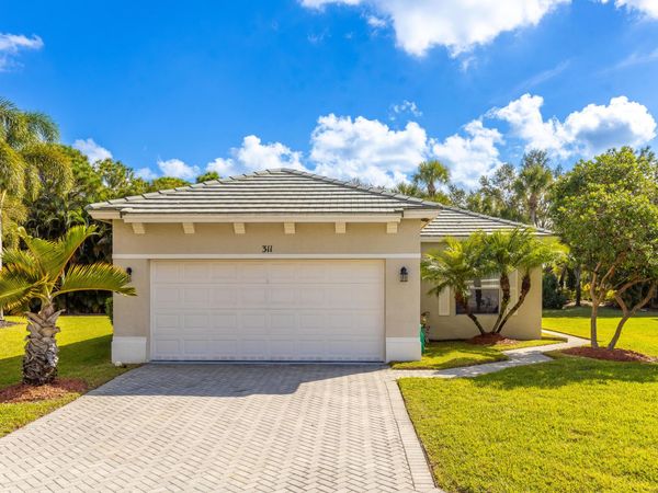 311 SW Coconut Key Way, Port St. Lucie, FL 34986