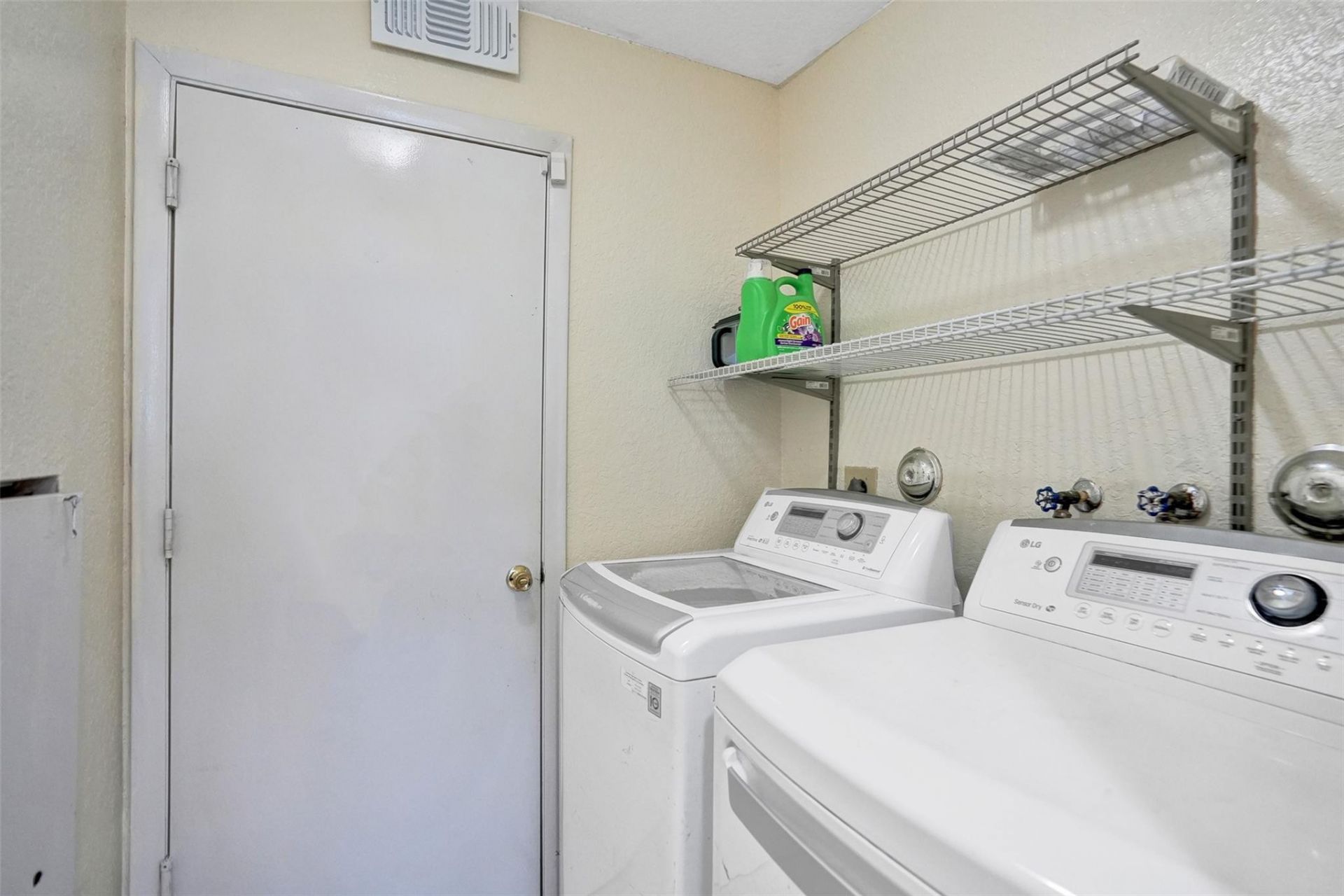 3099 W Buena Vista Drive, Margate, FL 33063 Photo