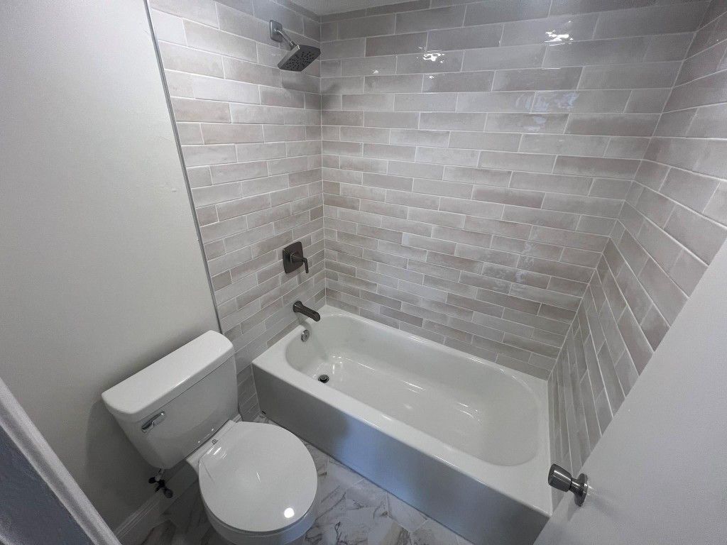 9430 Poinciana Place, Unit 415, Davie, FL 33324 Photo