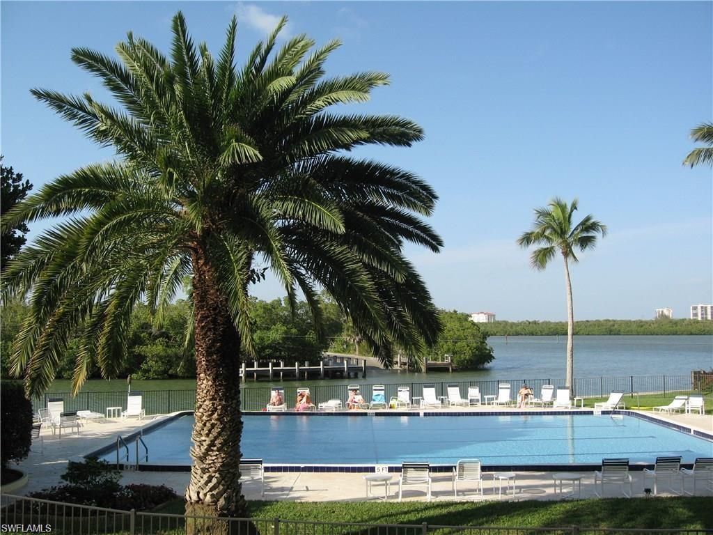 15 Bluebill Ave, Unit 805, Naples, FL 34108 Photo