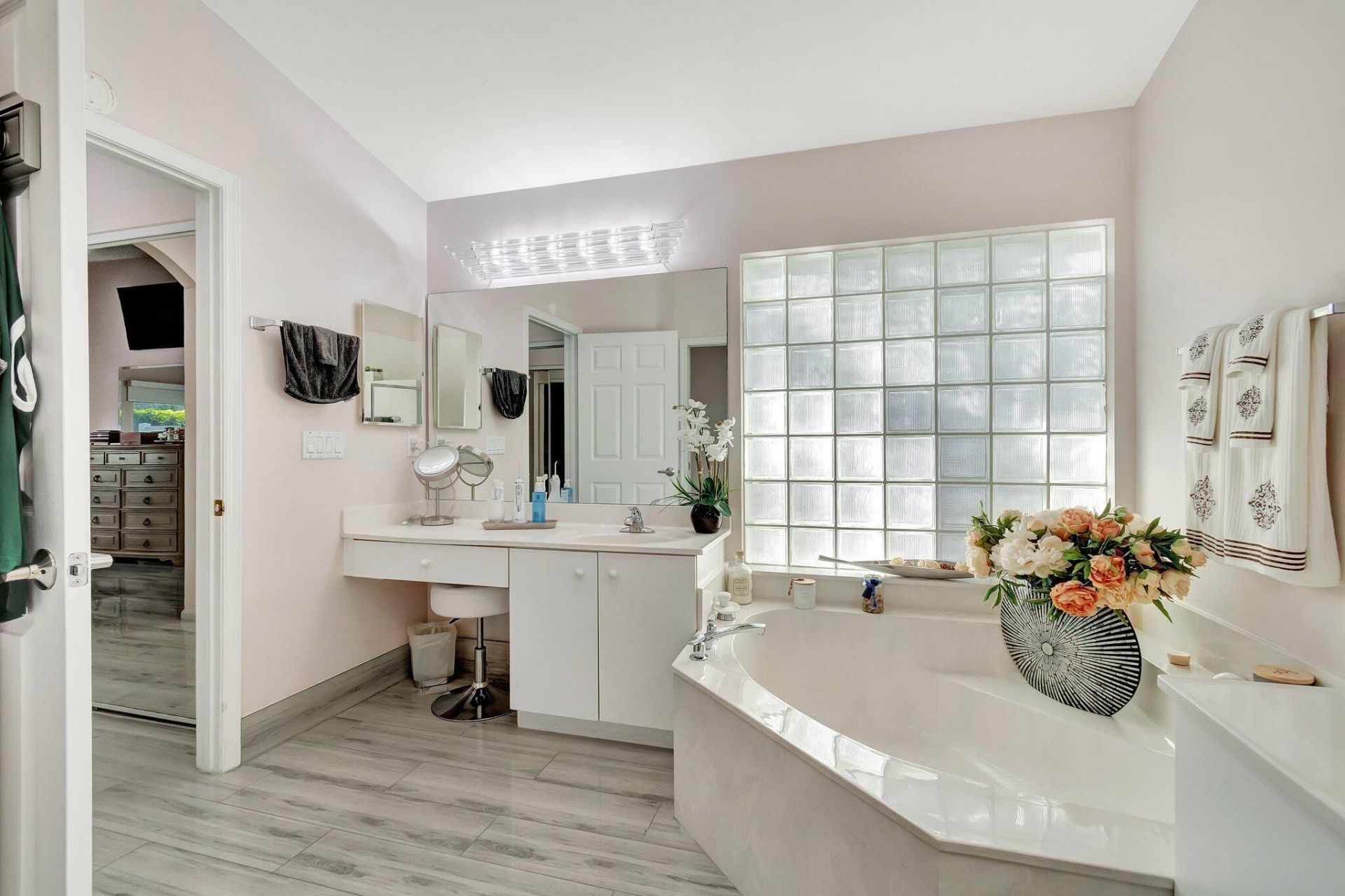 5670 Swaying Palm Lane, Boynton Beach, FL 33437 Photo