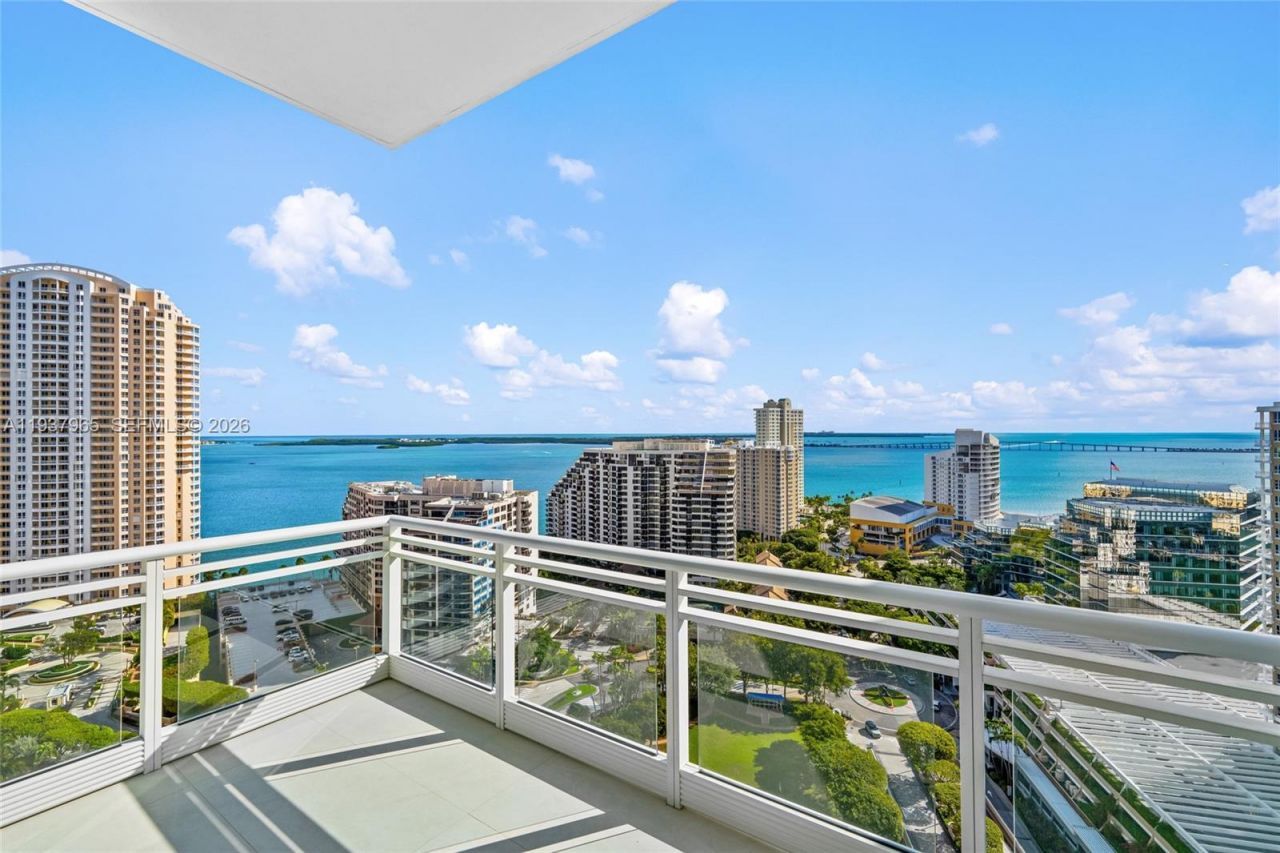 900 Brickell Key Blvd, Unit 2004, Miami, FL 33131 Photo