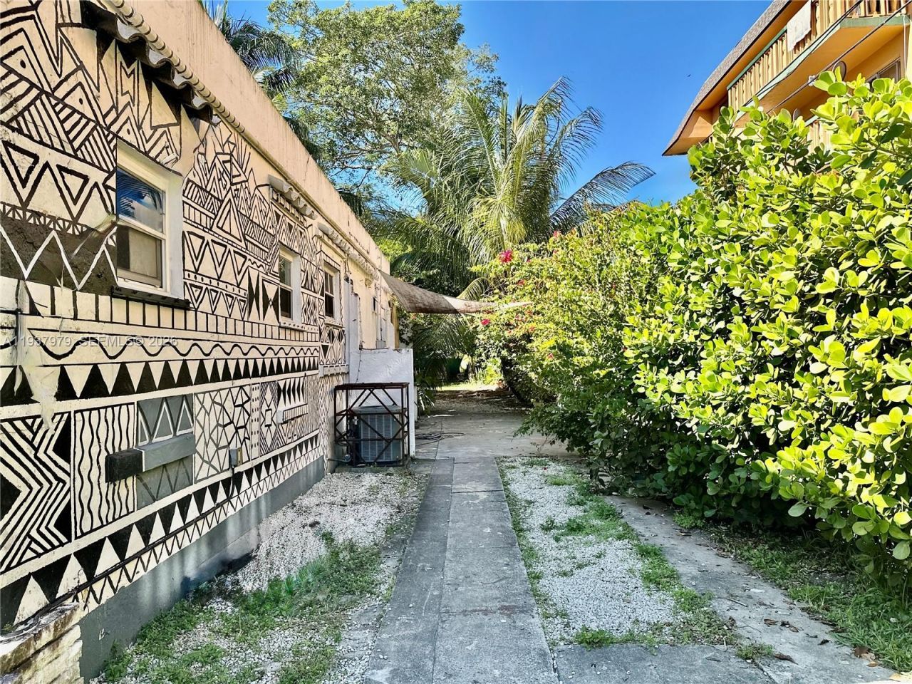 12418 NE 4th Ave , North Miami, FL 33161 Photo