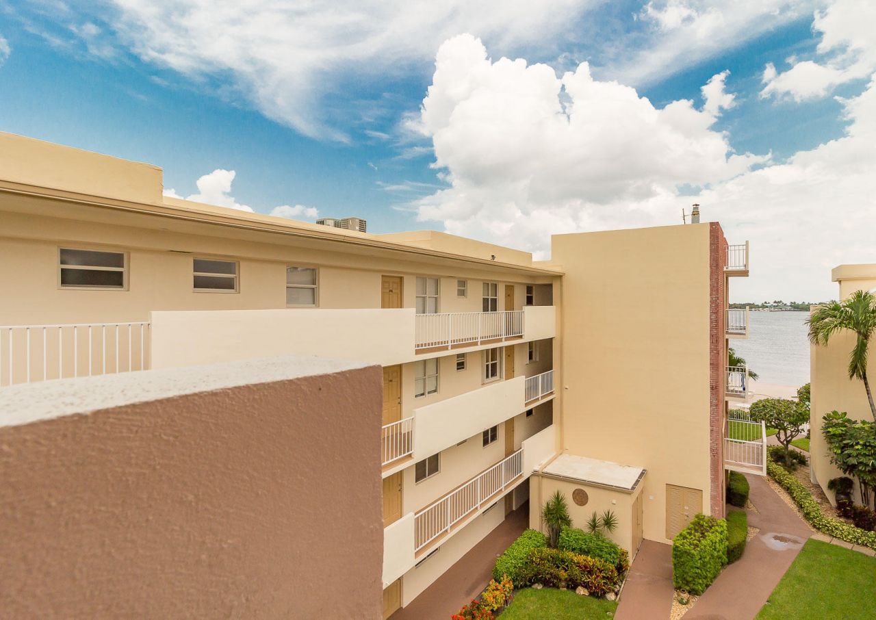 1810 New Palm Way, Unit 415, Boynton Beach, FL 33435 Photo