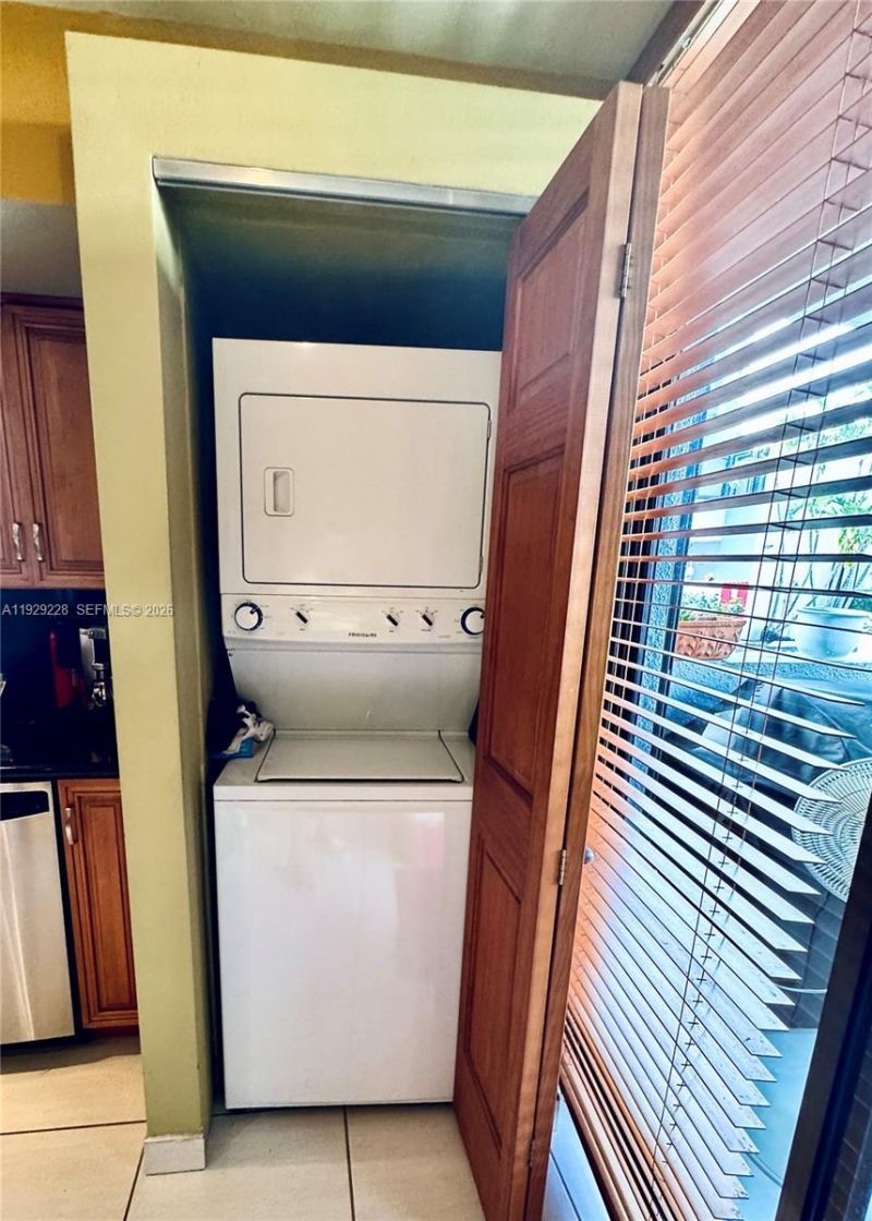 3007 NE 183rd Ln, Aventura, FL 33160 Photo