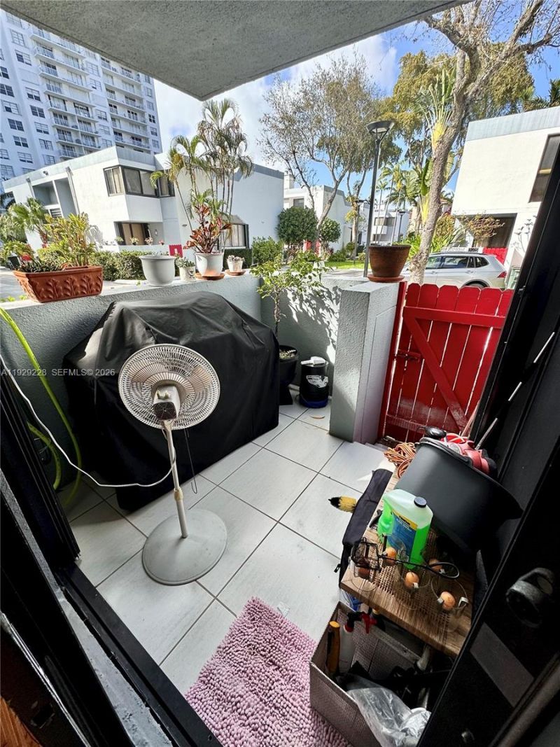 3007 NE 183rd Ln, Aventura, FL 33160 Photo