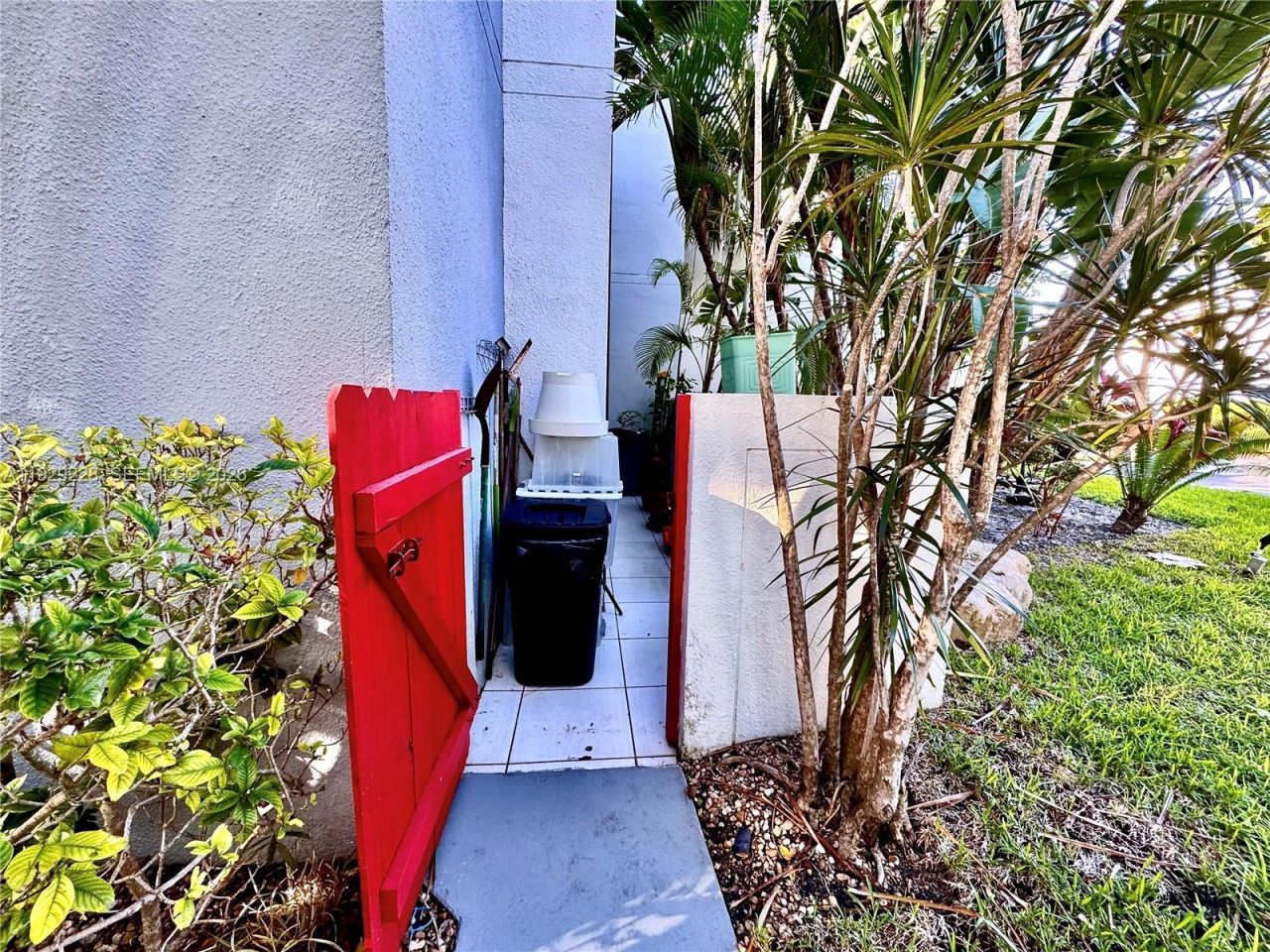 3007 NE 183rd Ln, Aventura, FL 33160 Photo