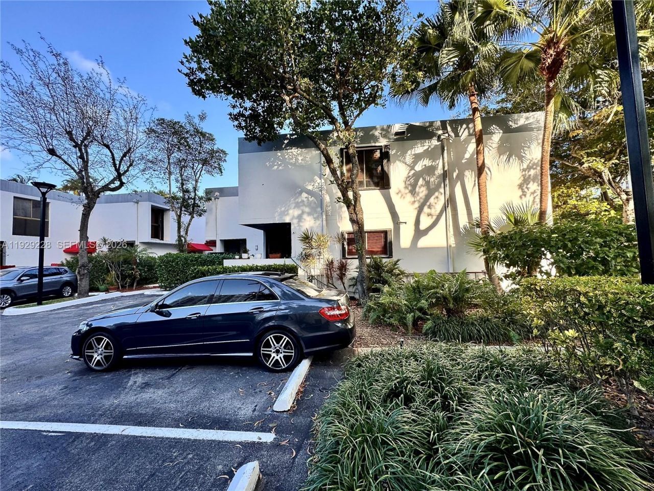 3007 NE 183rd Ln, Aventura, FL 33160 Photo