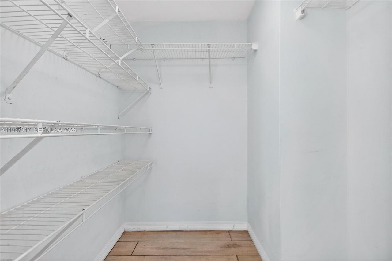 1155 Brickell Bay Dr, Unit 1903, Miami, FL 33131 Photo