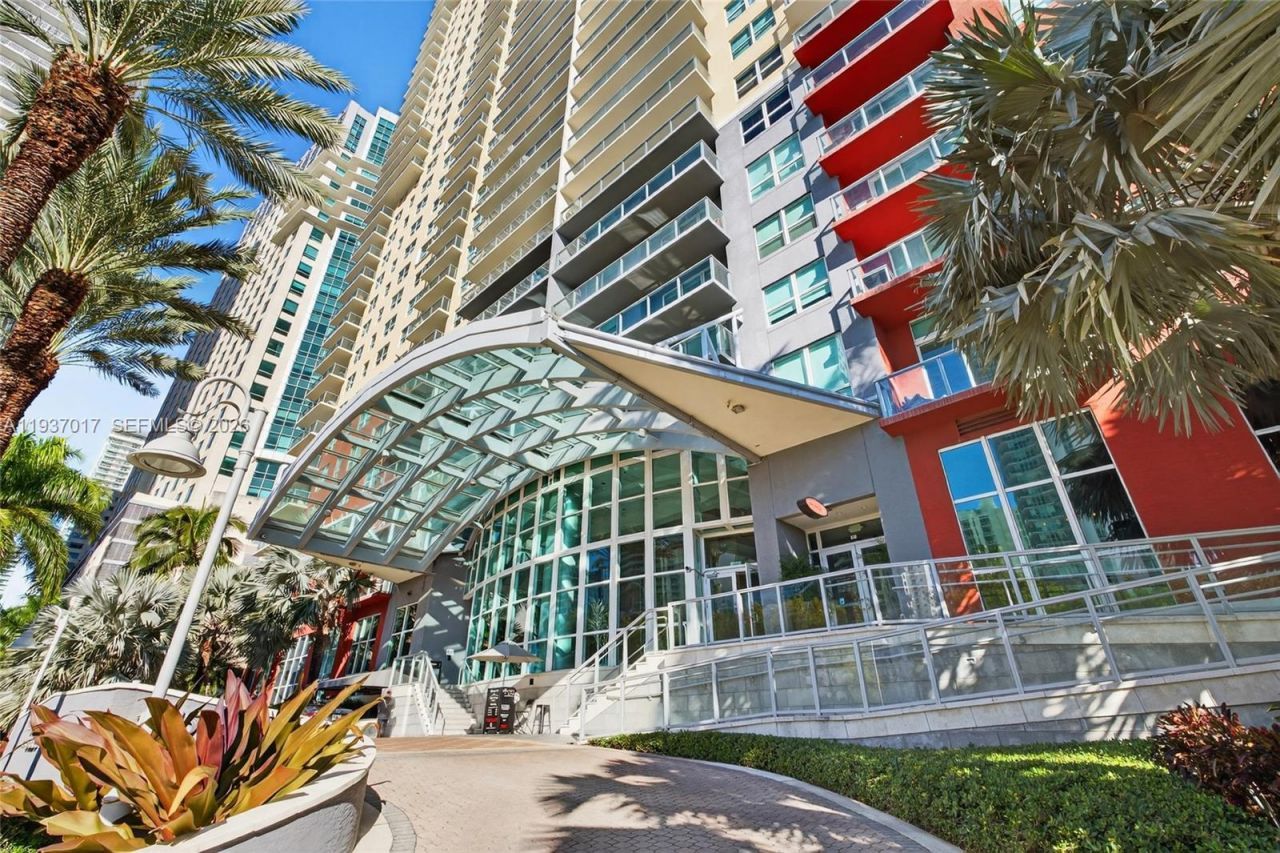1155 Brickell Bay Dr, Unit 1903, Miami, FL 33131 Photo