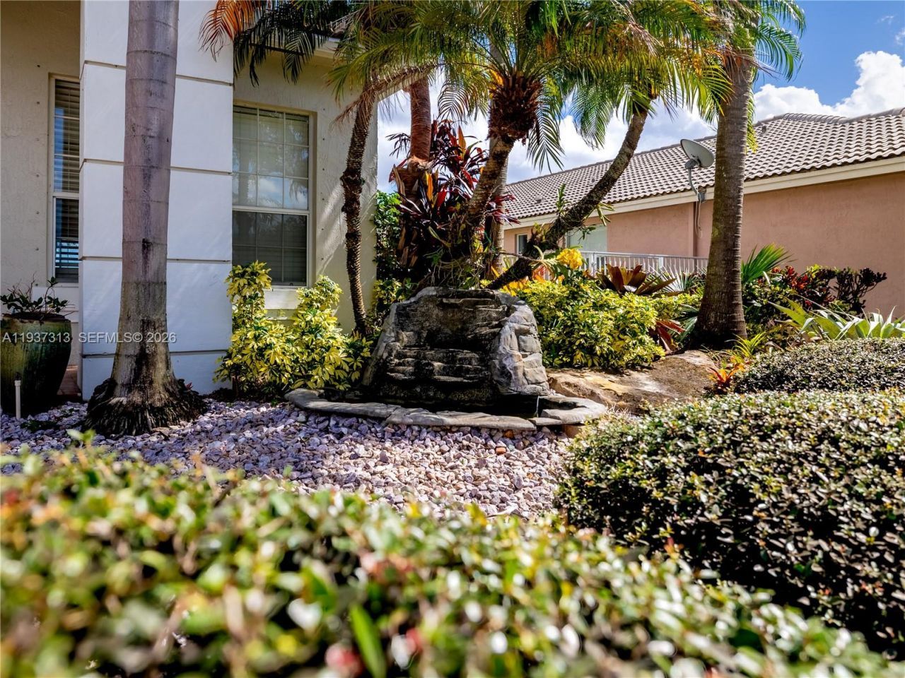 903 NW 167th Ave, Pembroke Pines, FL 33028 Photo