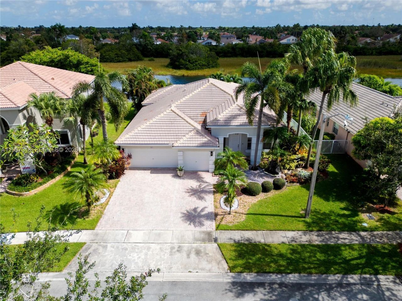 903 NW 167th Ave, Pembroke Pines, FL 33028 Photo