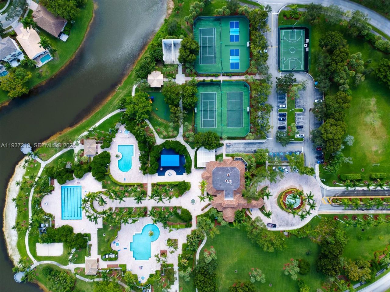 903 NW 167th Ave, Pembroke Pines, FL 33028 Photo