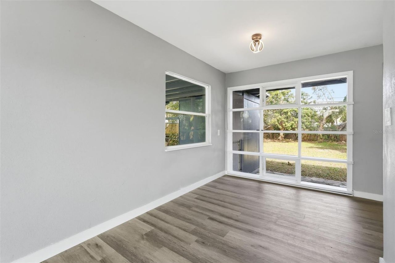 201 83rd Avenue N, Saint Petersburg, FL 33702 Photo