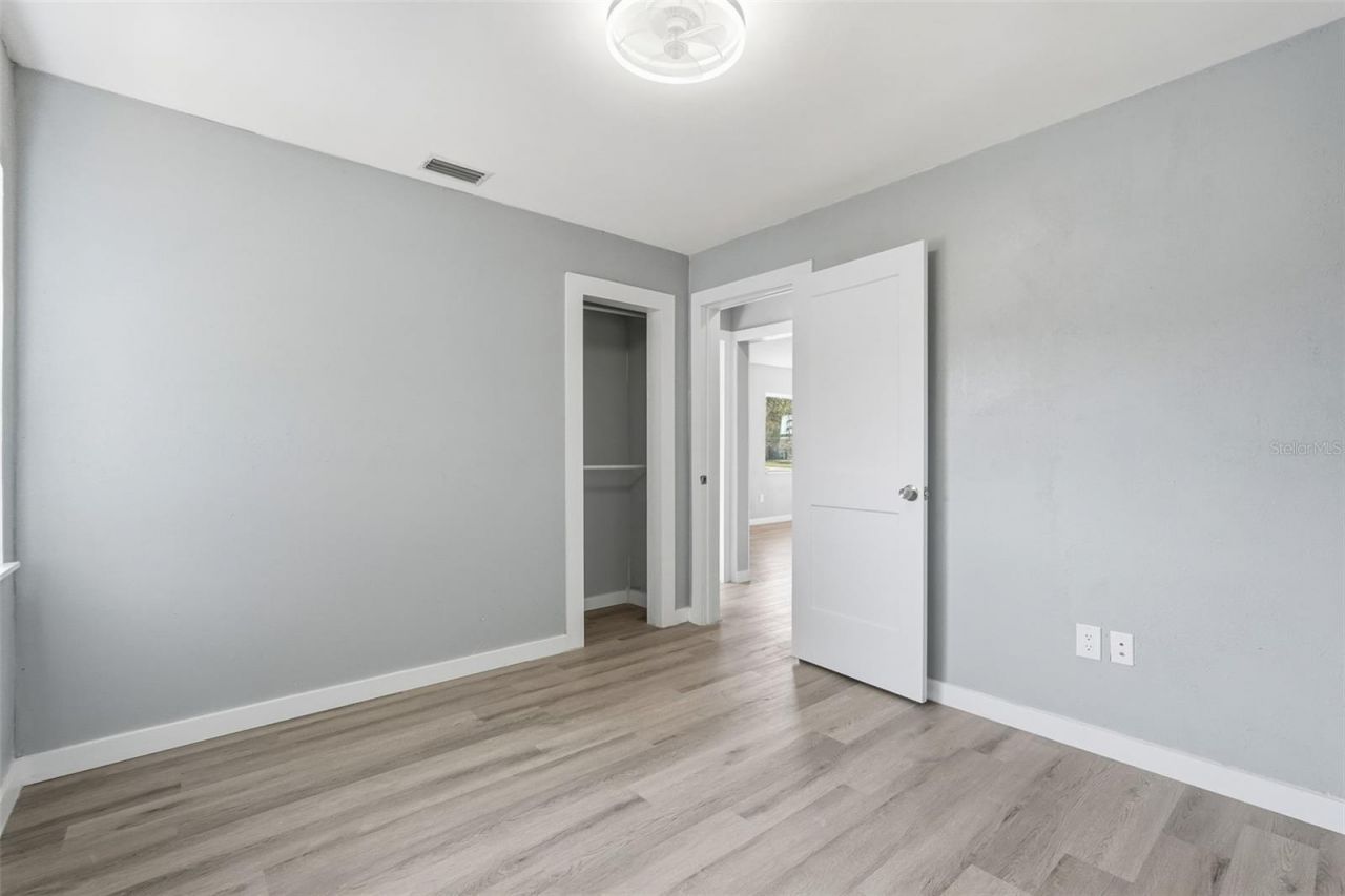 201 83rd Avenue N, Saint Petersburg, FL 33702 Photo