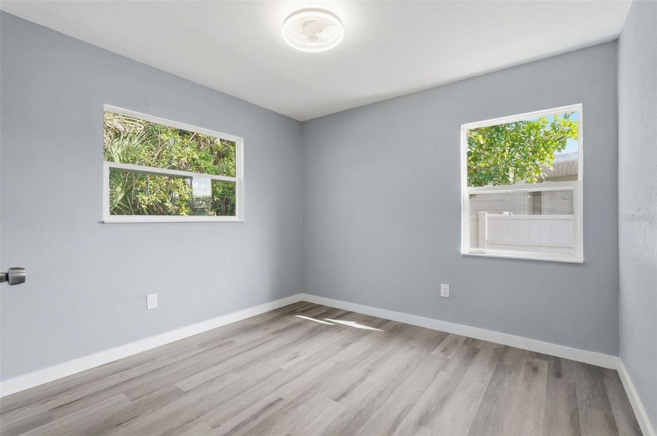 201 83rd Avenue N, Saint Petersburg, FL 33702 Photo