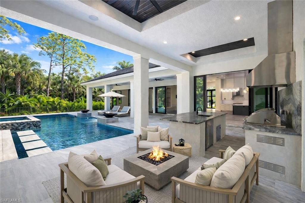 3891 Brynwood Dr, Naples, FL 34119 Photo