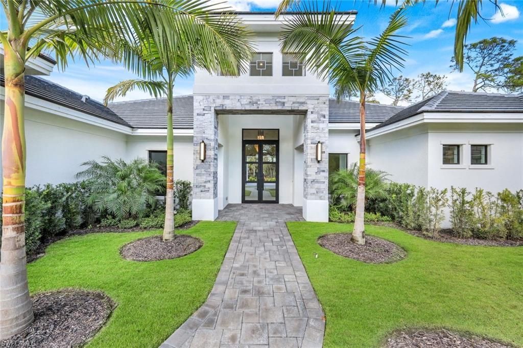 3891 Brynwood Dr, Naples, FL 34119 Photo