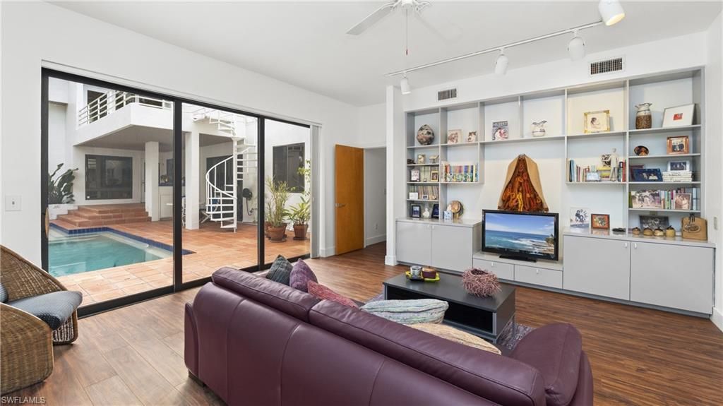 1215 Caloosa Dr, Fort Myers, FL 33901 Photo