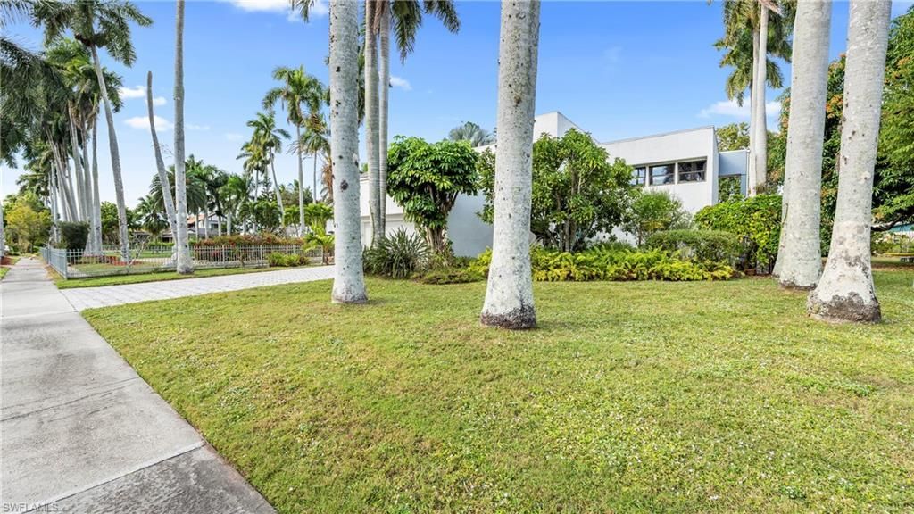 1215 Caloosa Dr, Fort Myers, FL 33901 Photo