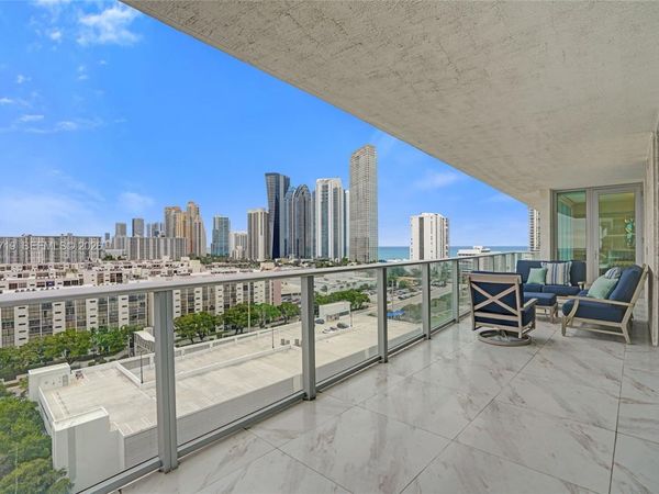 300 Sunny Isles Blvd, Unit 4-1407, Sunny Isles Beach, FL 33160