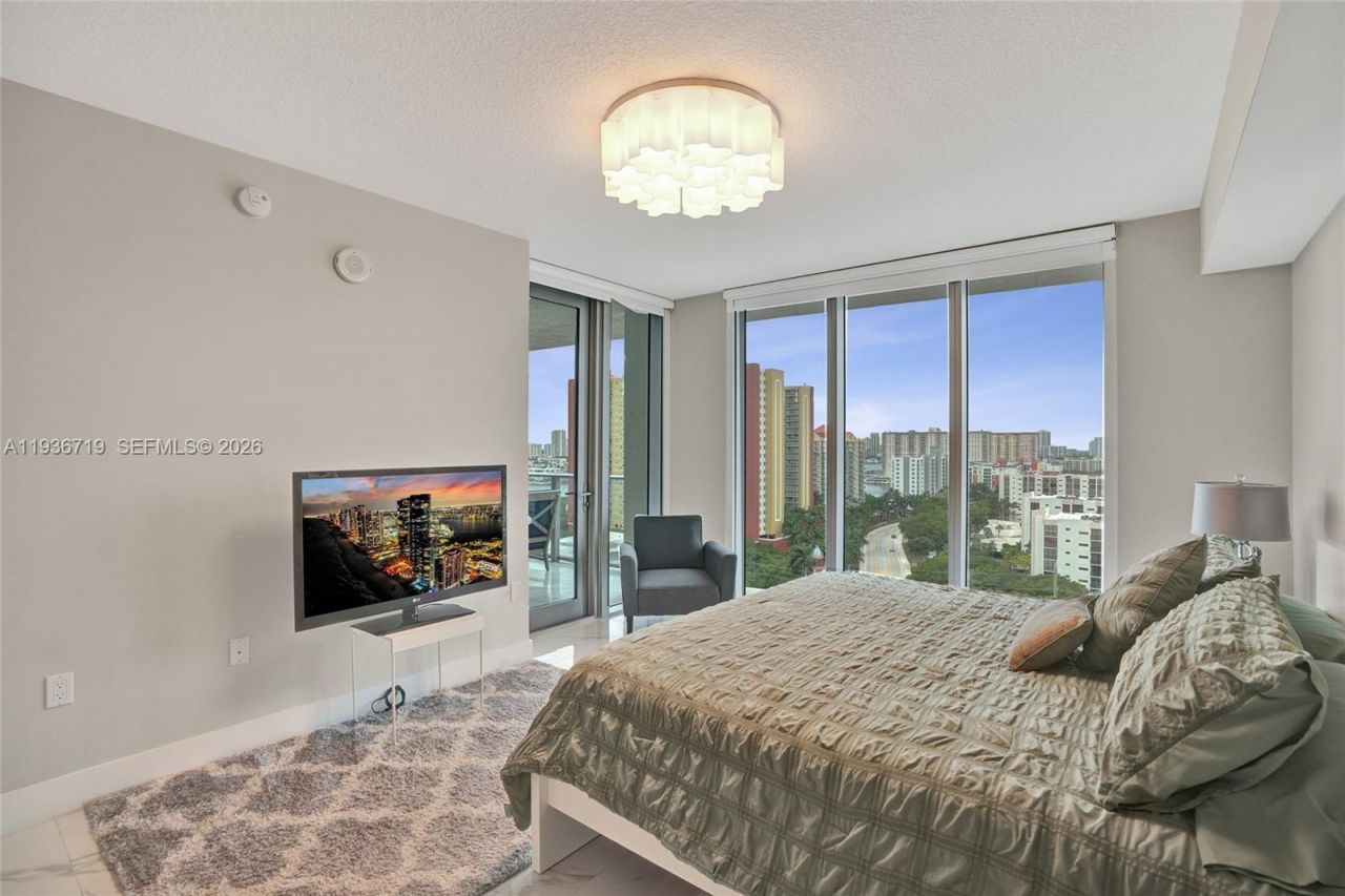 300 Sunny Isles Blvd, Unit 4-1407, Sunny Isles Beach, FL 33160 Photo