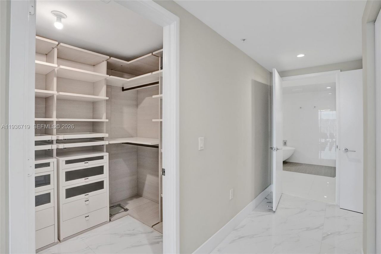 300 Sunny Isles Blvd, Unit 4-1407, Sunny Isles Beach, FL 33160 Photo