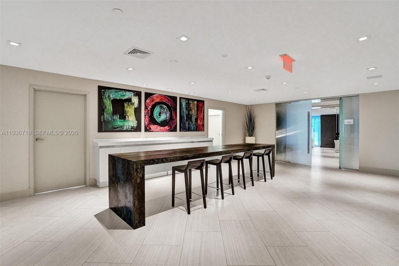 300 Sunny Isles Blvd, Unit 4-1407, Sunny Isles Beach, FL 33160 Photo