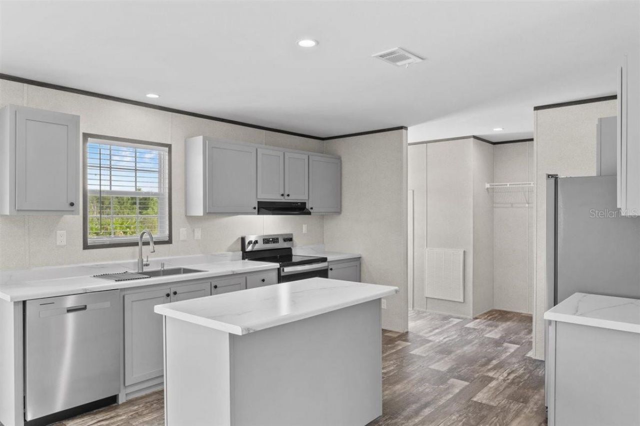 11975 NE 227th Place, Fort Mc Coy, FL 32134 Photo