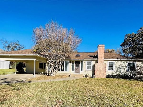 5000 Barbara Road, River Oaks, TX 76114