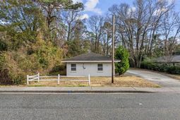 1304 Dunbar St. photo 4